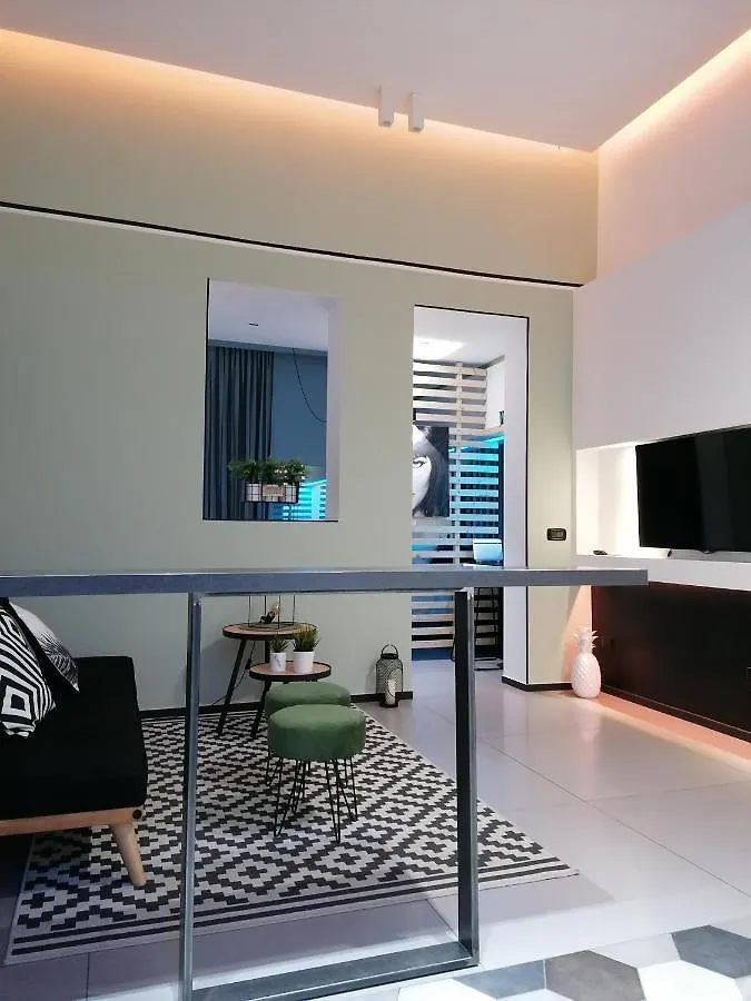Vogue Suite Home Bari Appartement
